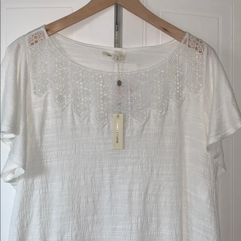 Max Studio | Flutter Lace Short Sleeve Top - Picture 3 of 3